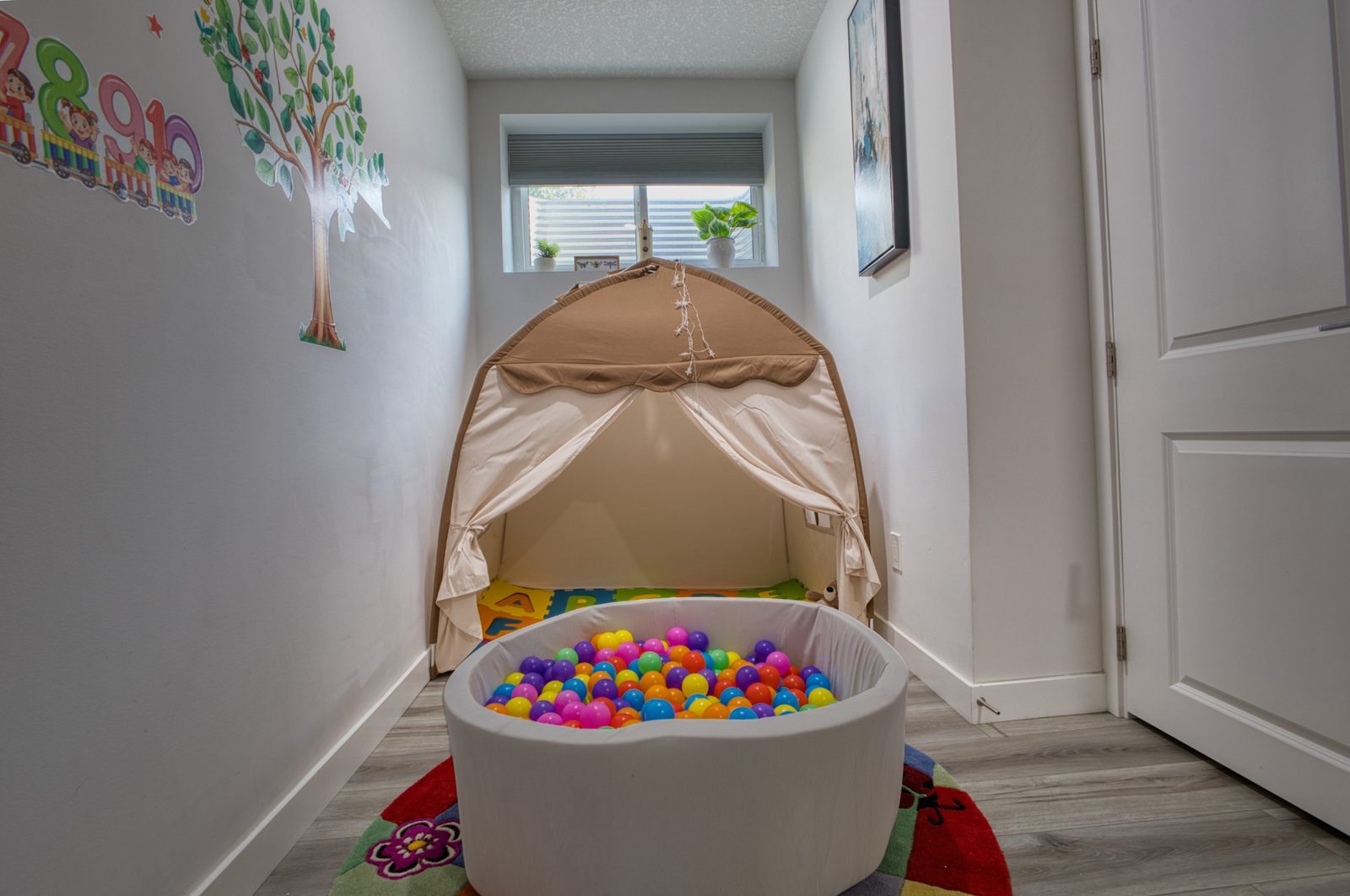 Quiet sensory space